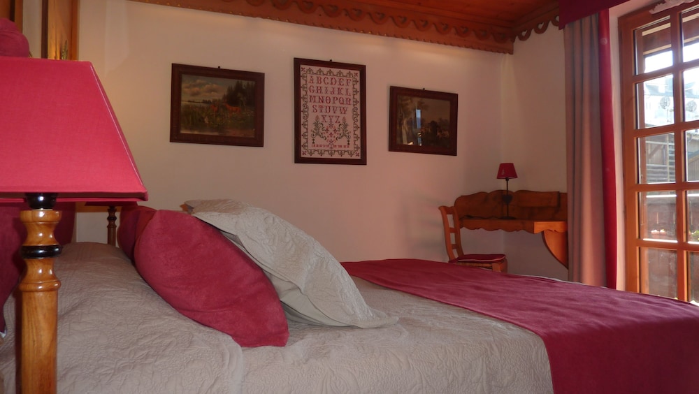 Superior Room, 1 Queen Bed - Photo 3