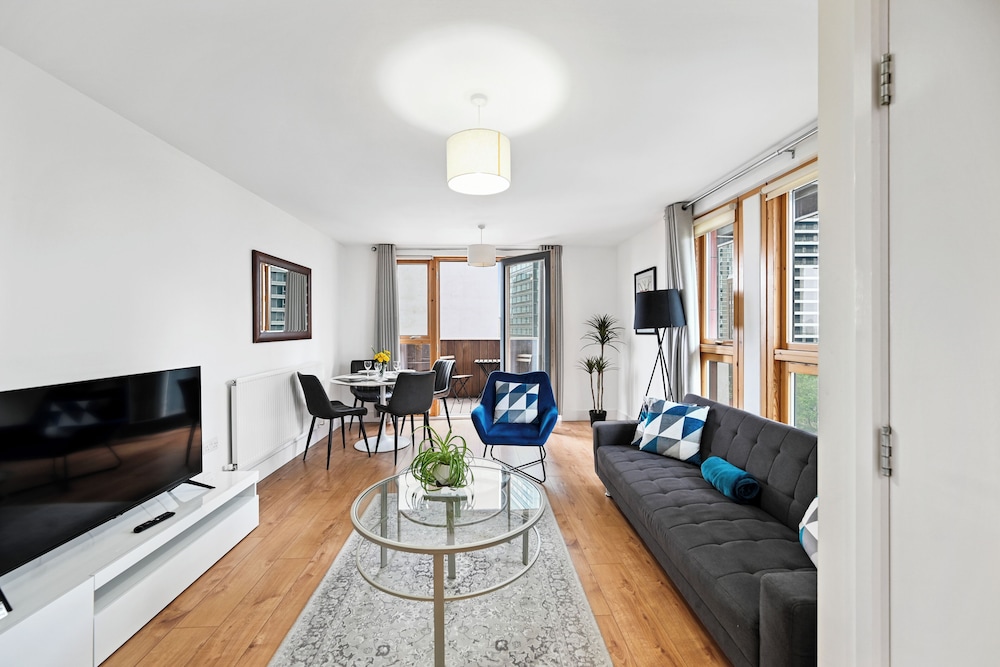 Comfort Apartment, 2 Bedrooms, Balcony, City View (1002)