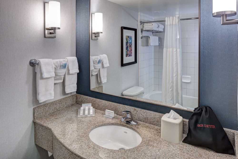 Junior Suite, 1 King Bed - Photo 5
