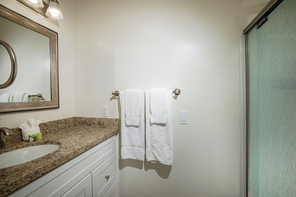 Condo, Multiple Beds, Balcony, Garden View (1025A Beachfront Retreat A) photo 2