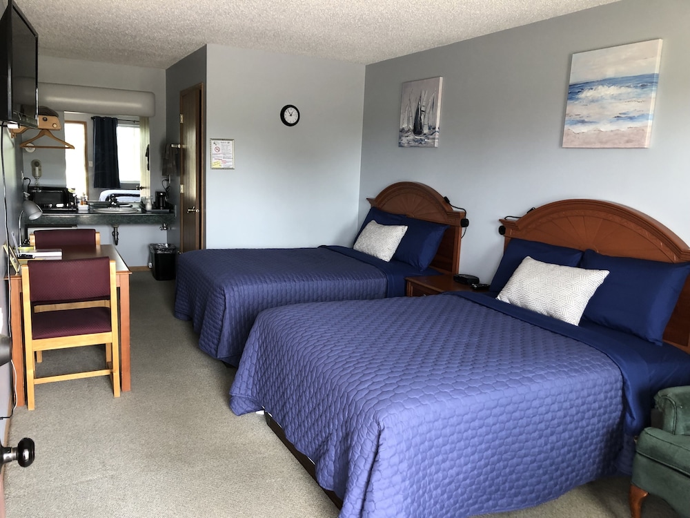 Standard Room, 2 Double Beds