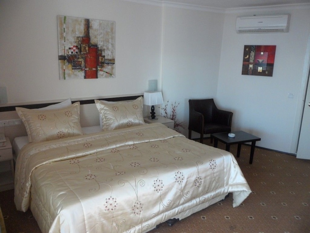 Suite photo 1