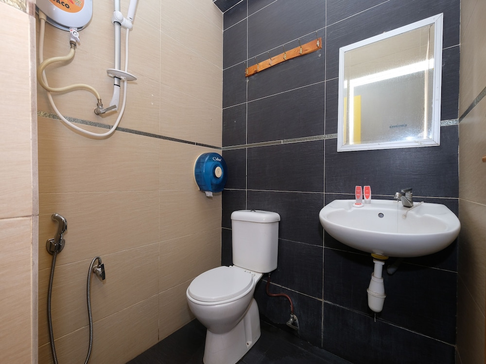Standard Single Room photo 2