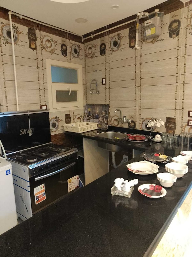 Family Apartment, 2 Bedrooms, Sea View photo 2