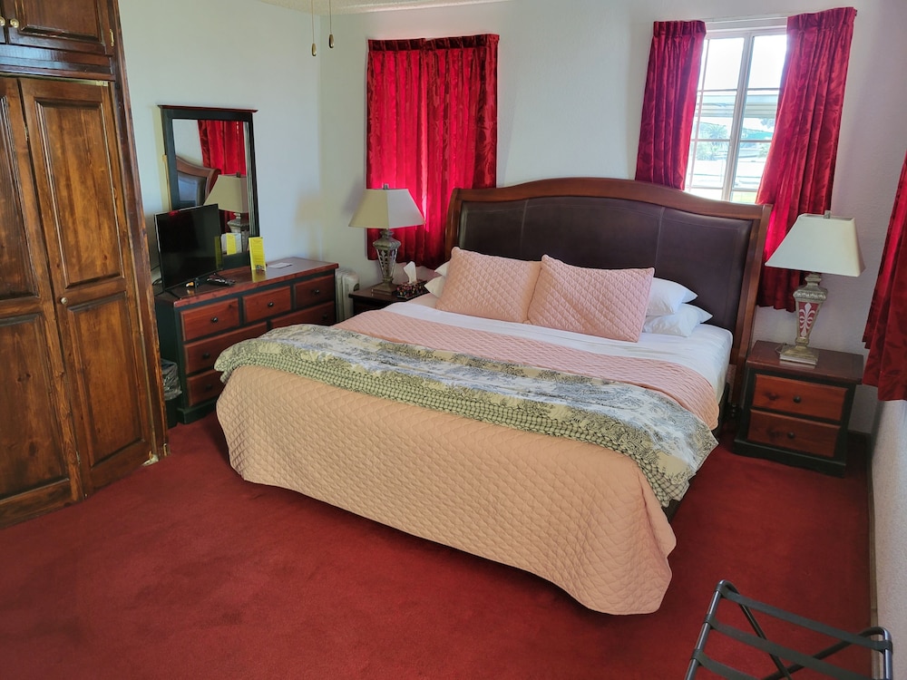 Executive Suite, Multiple Beds, Sea View