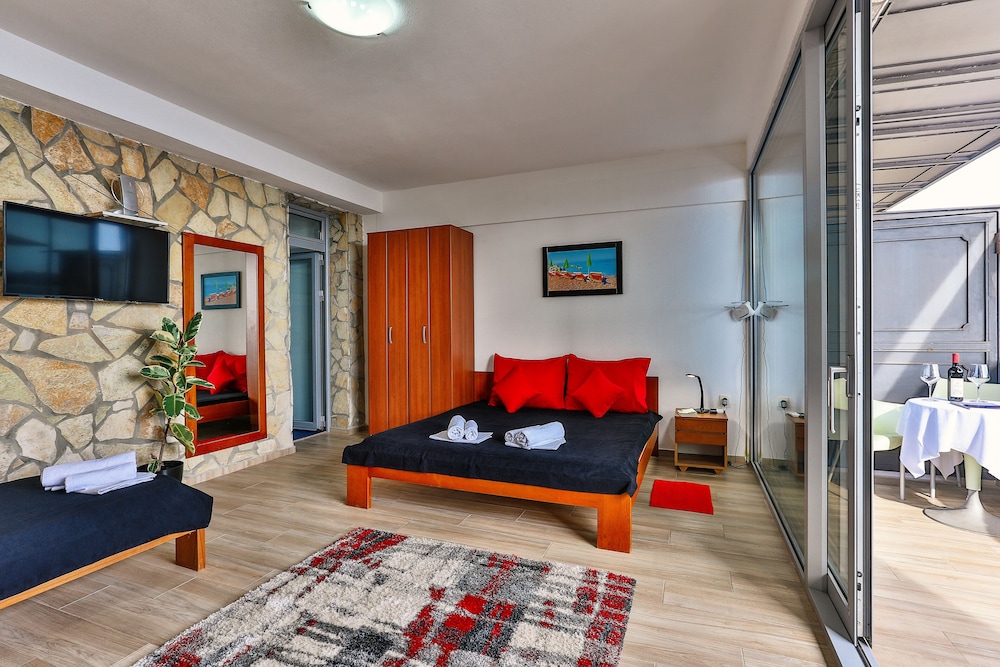 Classic Apartment