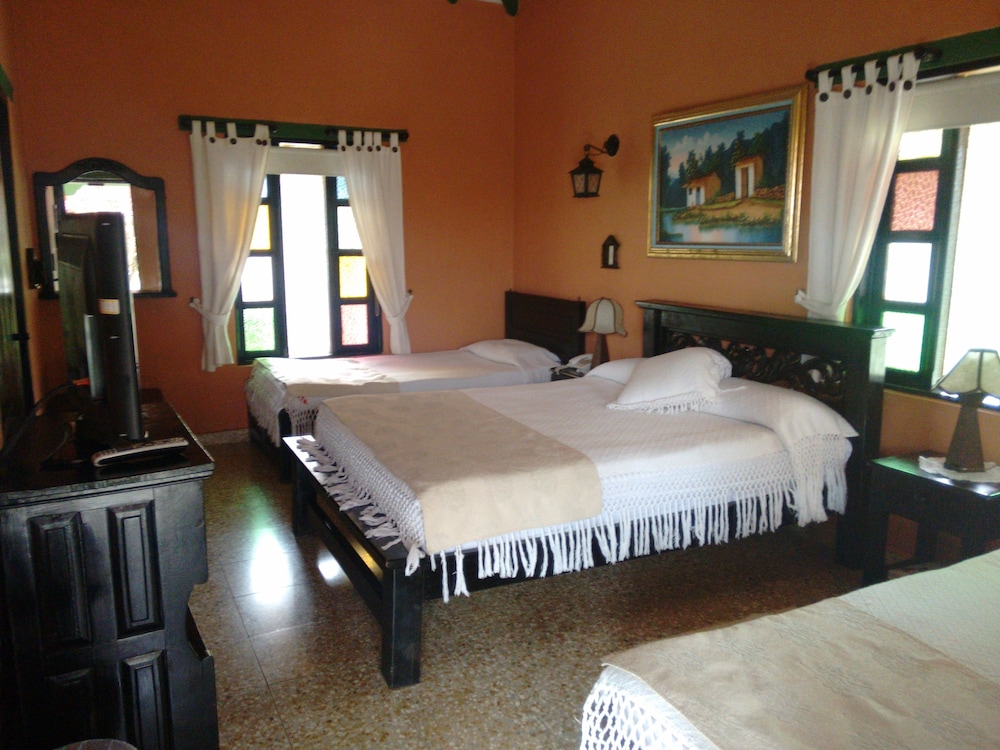 Standard Triple Room photo 1