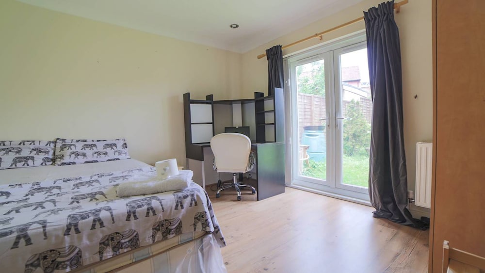 Deluxe Double Room Single Use photo 2