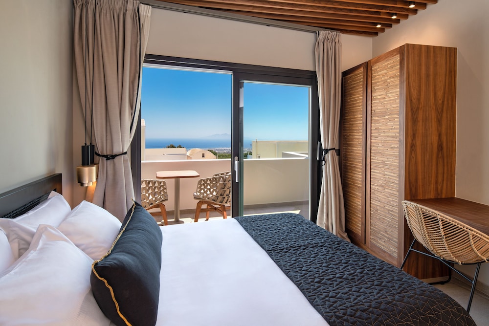Deluxe Double Room, Ocean View - Photo 1