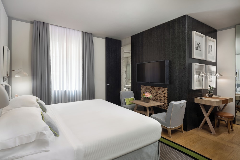 Superior Studio, 1 Double Bed thumbnail 5
