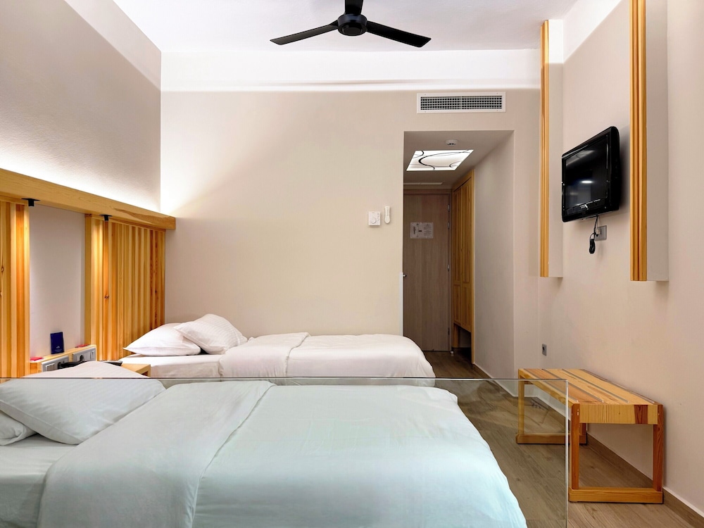 Superior Double or Twin Room - Photo 2