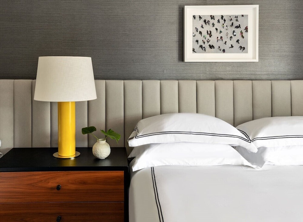 Suite, 1 Bedroom, Accessible (Communications, Mobility) thumbnail 6