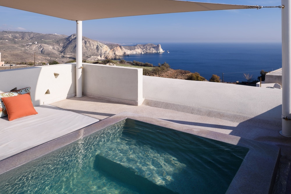 Elite Suite, Jetted Tub - Photo 37