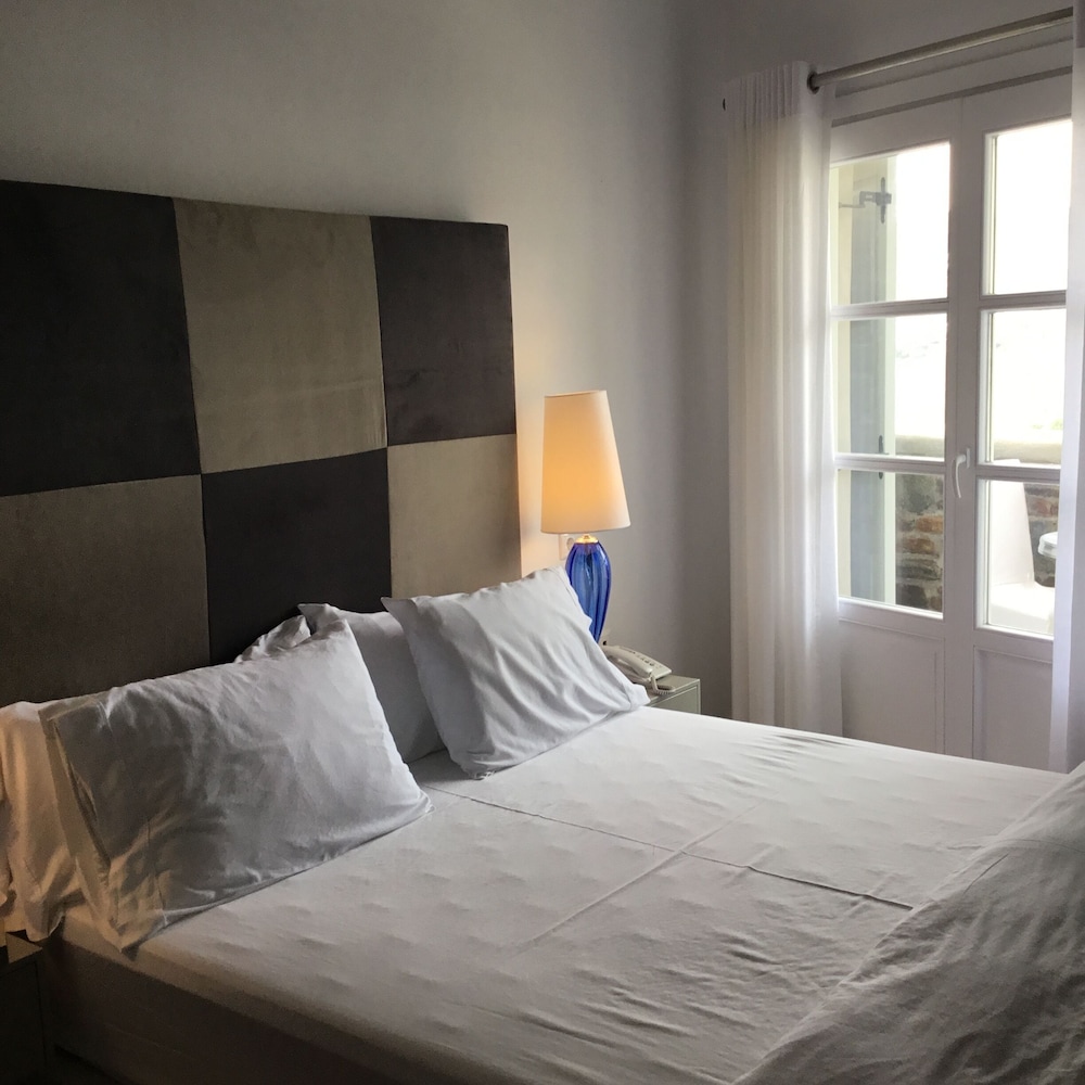 Superior Room, Partial Sea View - Photo 7