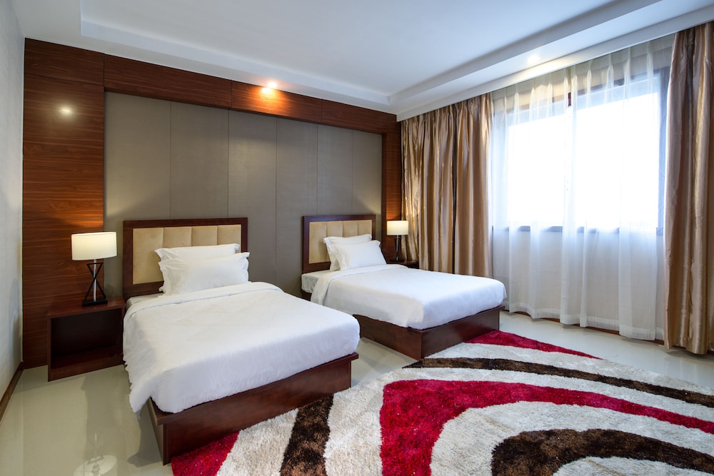 Deluxe Room, 2 Twin Beds, Pool Access