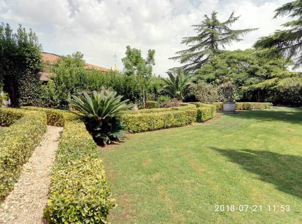 Triple Room, Accessible photo 3