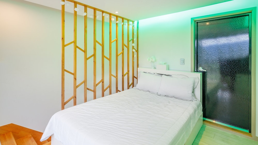 Basic Room, 1 Bedroom (ROOM 1(Poolvilla,Spa)) - Photo 7