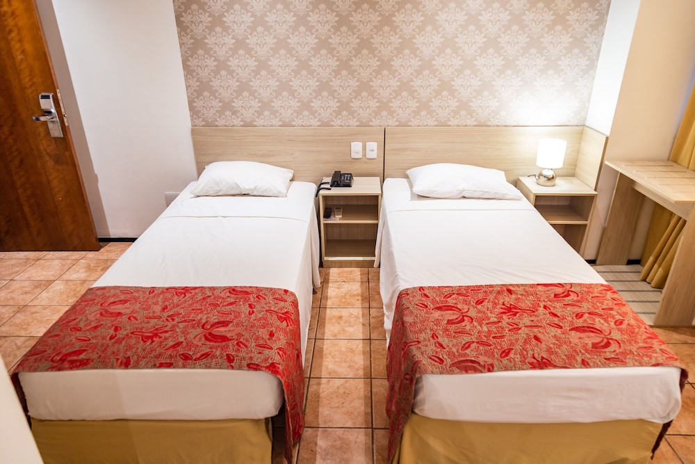 Standard Room, 2 Twin Beds - Photo 5