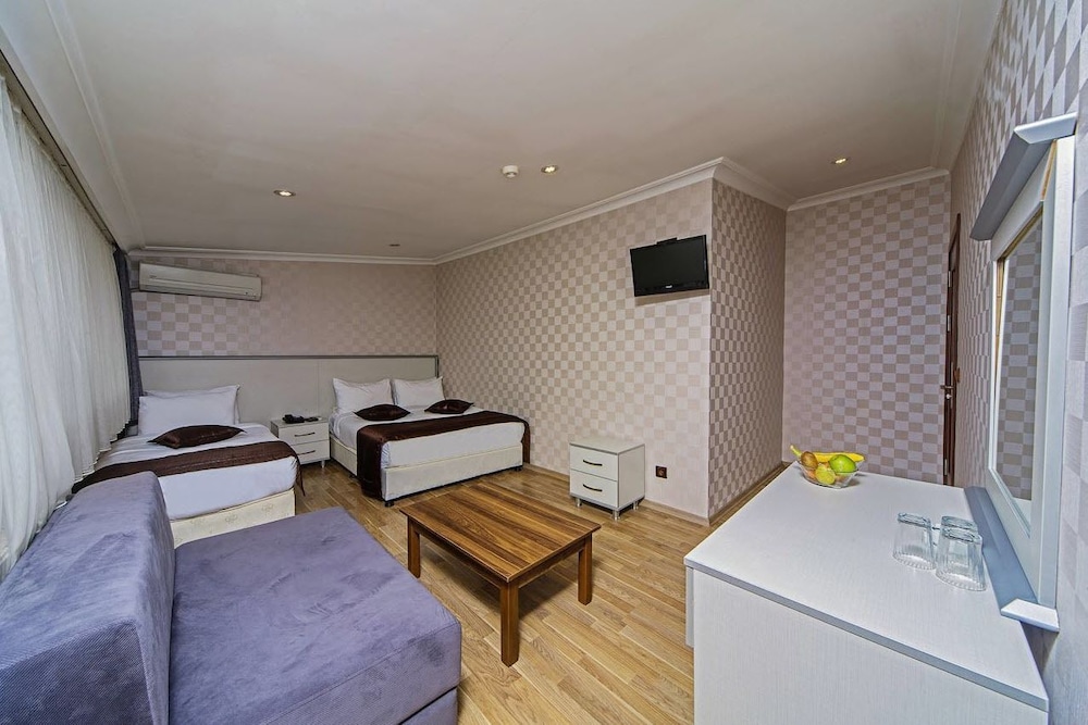 Standard Triple Room photo 1