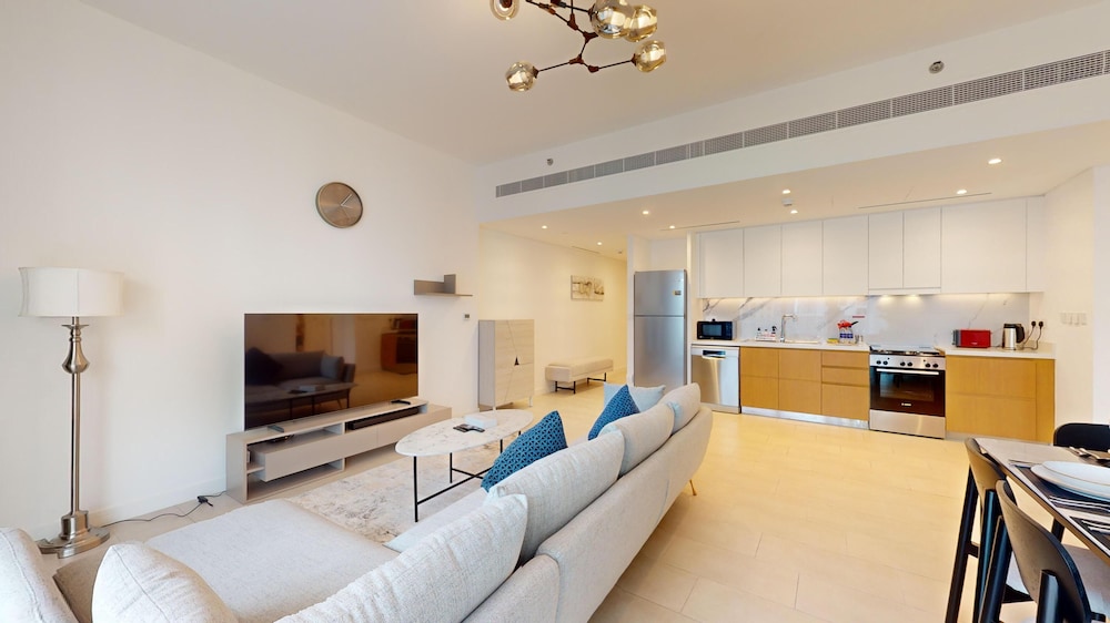 Apartment, 1 Bedroom, Pool Access photo 3