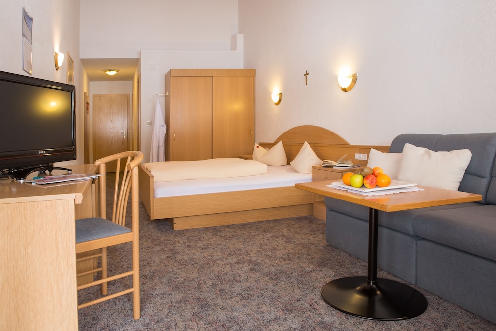 Basic Double Room, Non Smoking