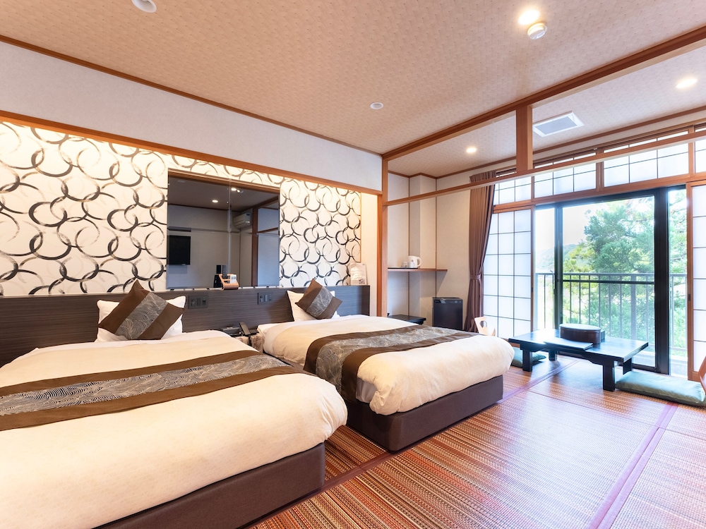 Standard Room, Non Smoking (Dog-Friendly Room) photo 1
