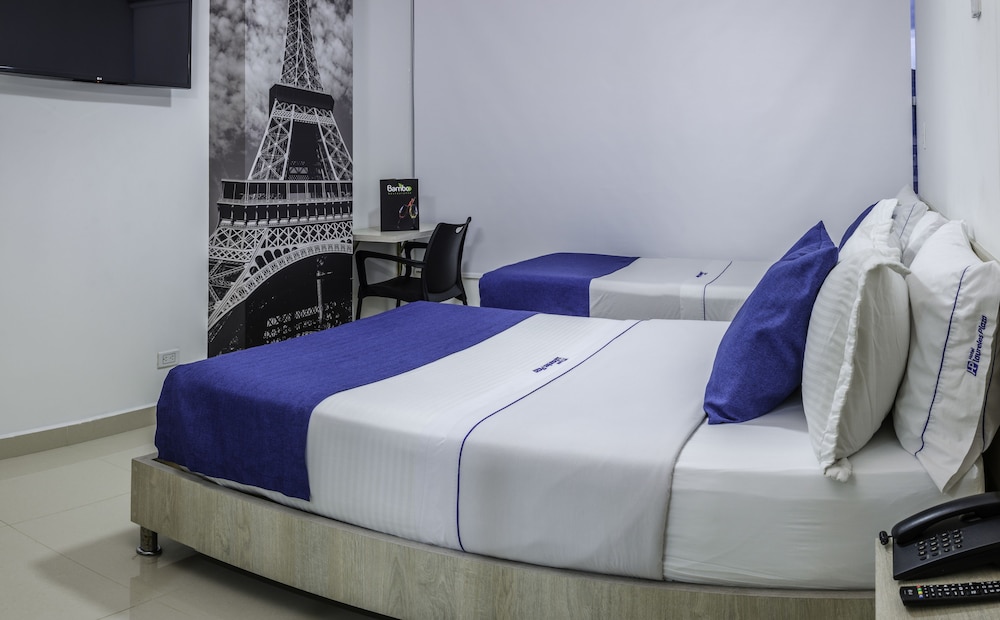 Family Triple Room, Multiple Beds, Ensuite photo 1