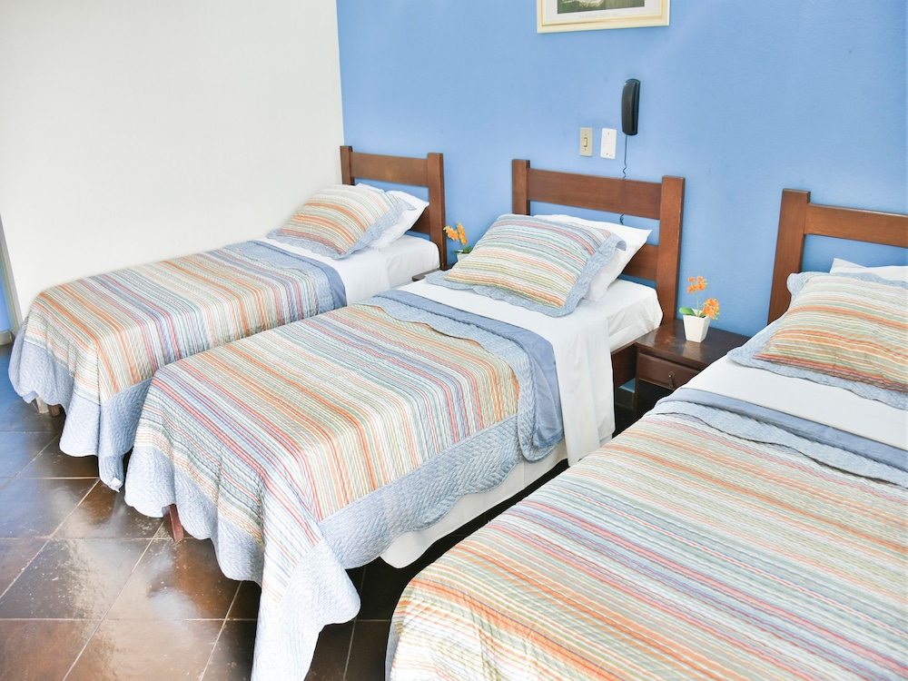 Triple Room (With Air Conditioning) photo 1