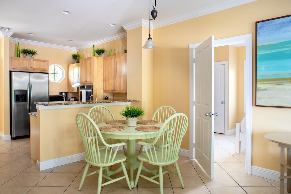 Villa, 2 Bedrooms, Beachfront - Photo 8