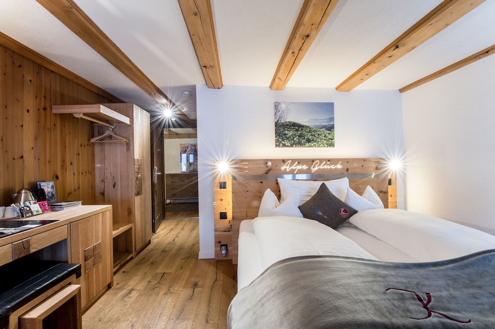 Standard Double Room - Photo 1