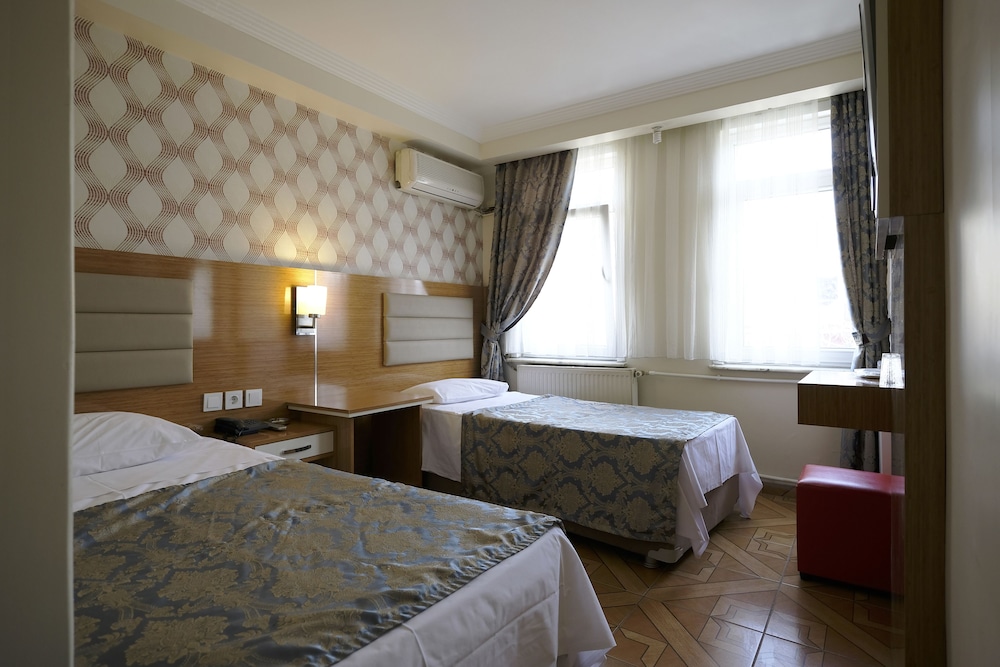 Triple Room photo 2