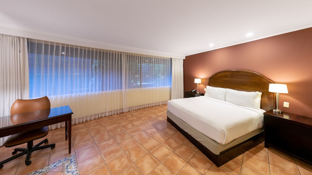 Executive Room, Club Lounge Access photo 1