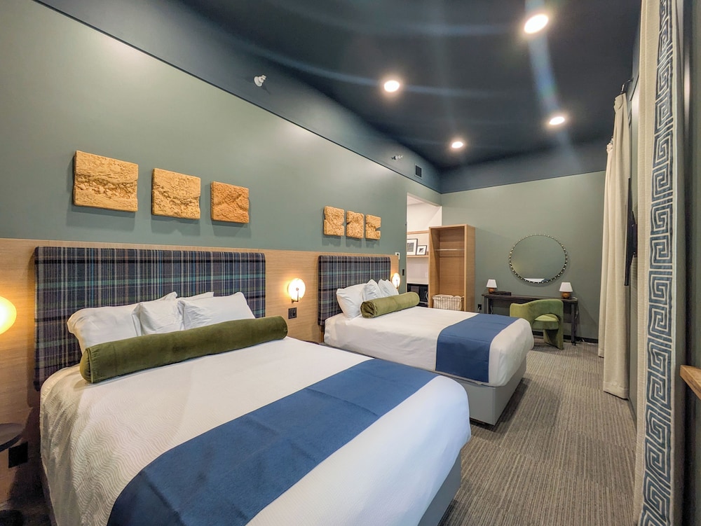 Luxury Studio Suite