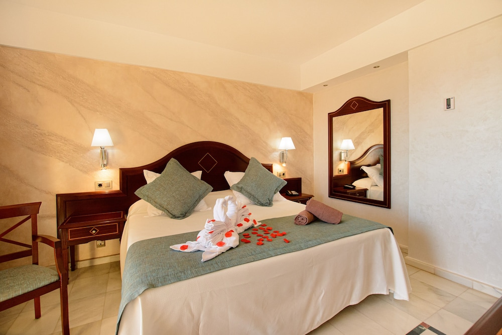 Double Room - Photo 3