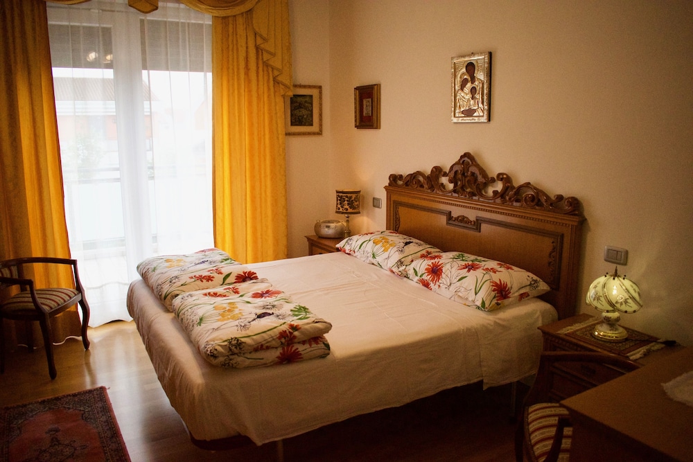 Family Apartment, Multiple Beds, City View, Tower photo 1