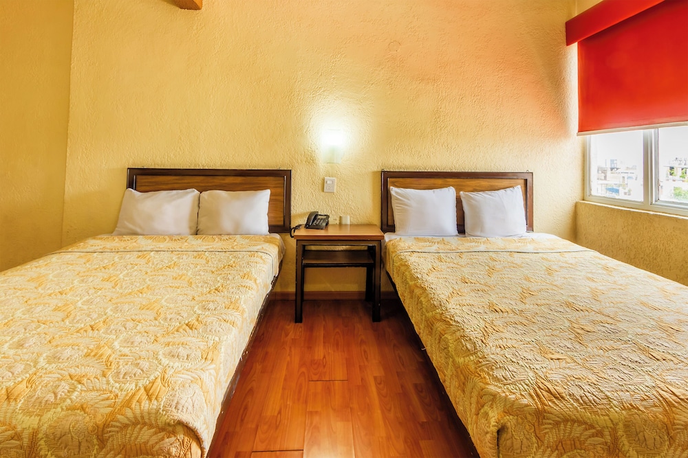 Standard Room, 2 Double Beds, photo 6