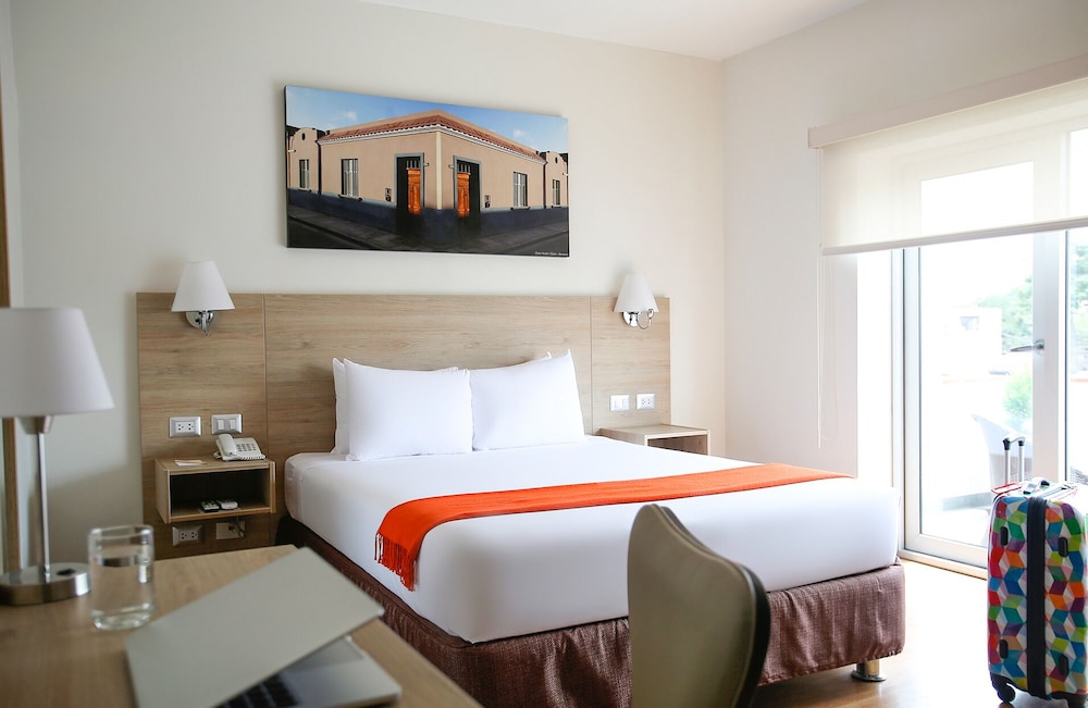 Superior Room, 1 Queen Bed - Photo 2