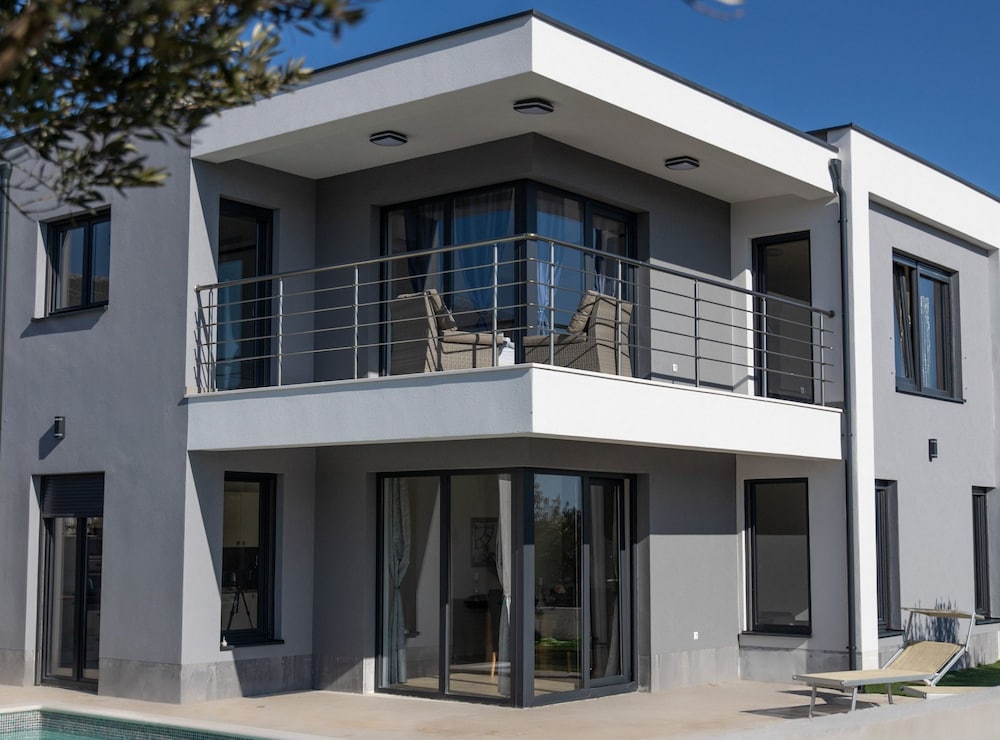Villa (Three Bedroom Villa)
