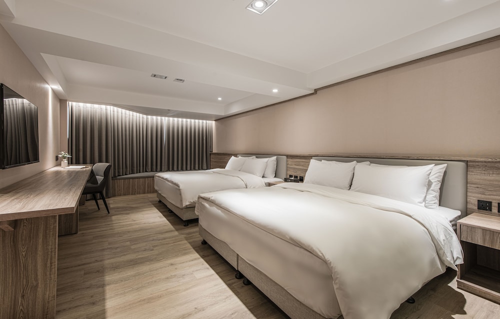 Deluxe Quadruple Room - Photo 5