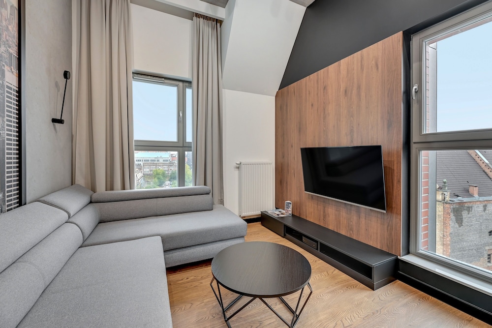 Exclusive Apartment, 2 Bedrooms, Non Smoking - Photo 35