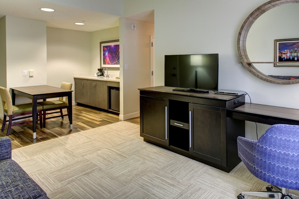 King Room - Mobility Access/Non-Smoking