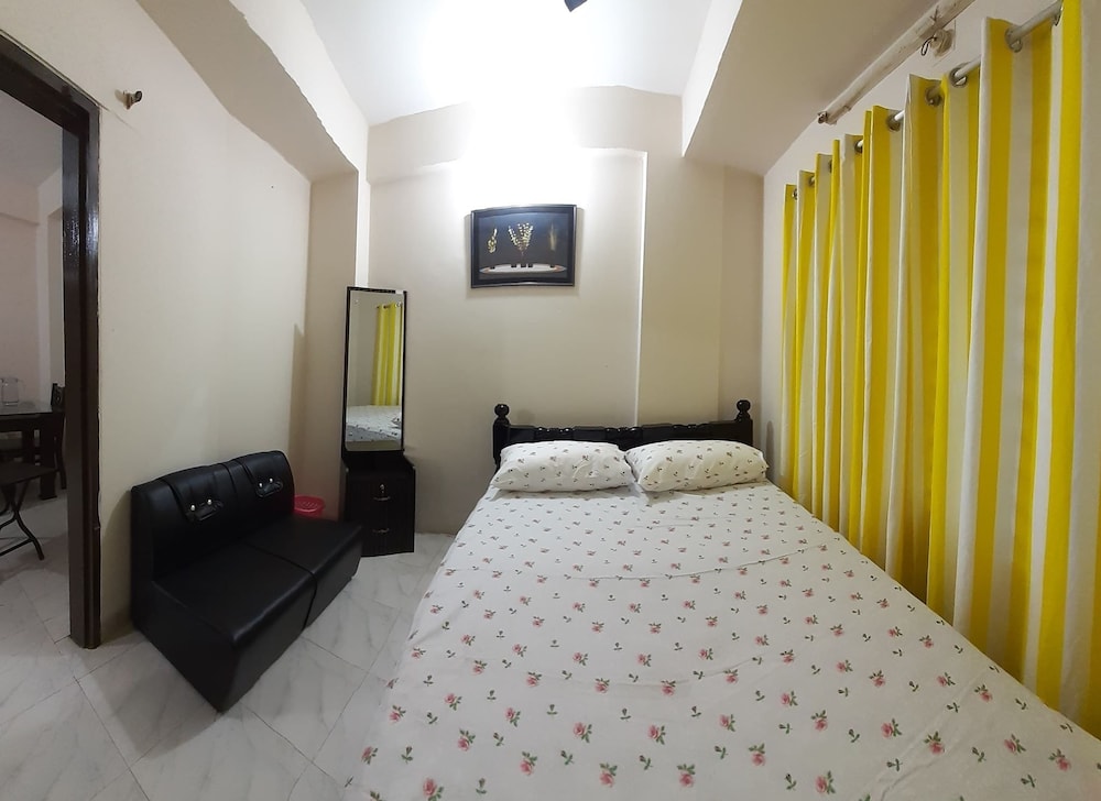 Family Apartment, 2 Bedrooms, Non Smoking, City View photo 3