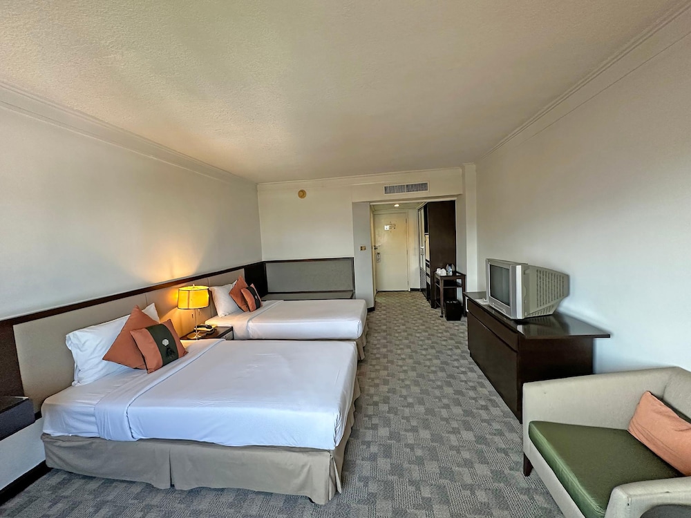 Deluxe Twin Room - Photo 8