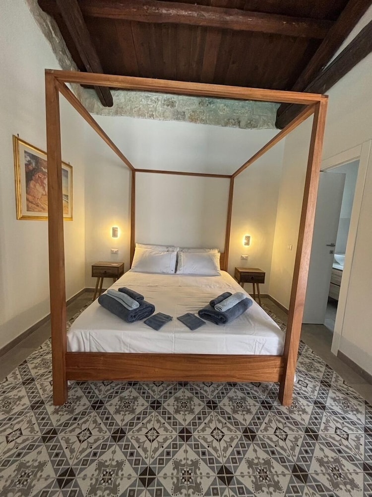 Signature Double Room photo 1