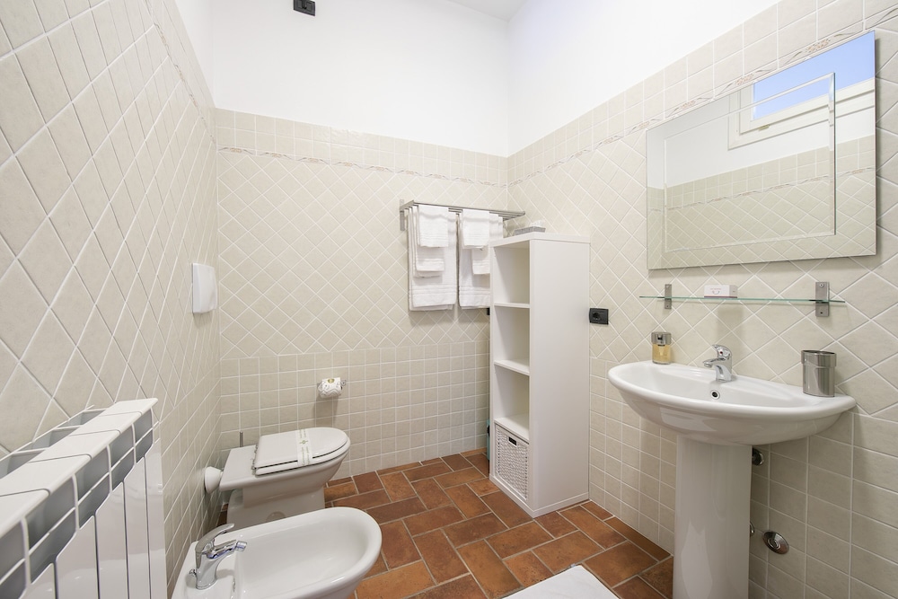 Standard Apartment, Multiple Bedrooms, 2 Bathrooms, Lakeside (Incanto Sul Lago Pied Dans L' Eau) photo 2