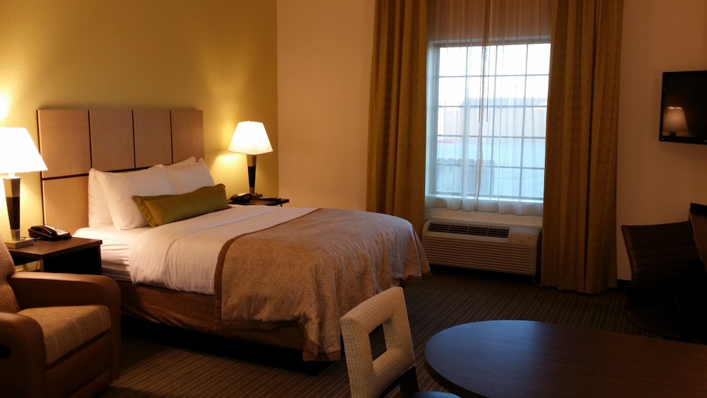 Studio Suite, 1 Queen Bed