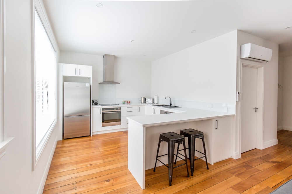 Deluxe Apartment, 1 Bedroom, Kitchen, City View photo 2