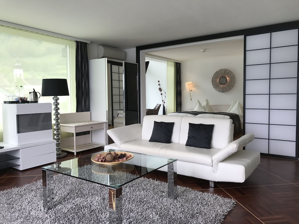 Suite, Balcony photo 3