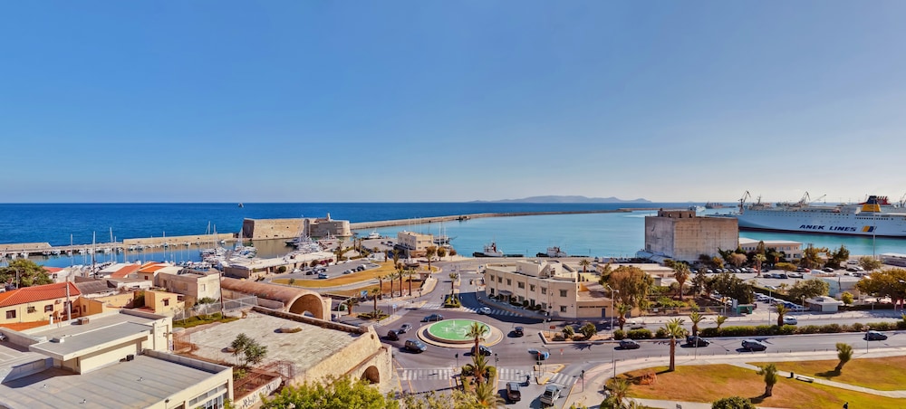 Double Room, Sea View - Photo 4