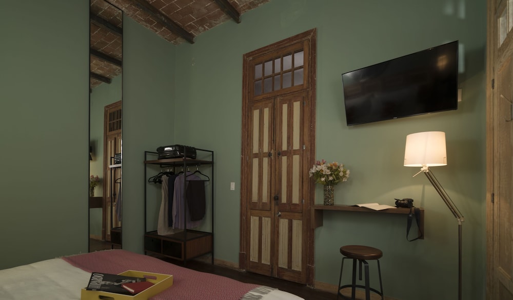 CHAYO Room